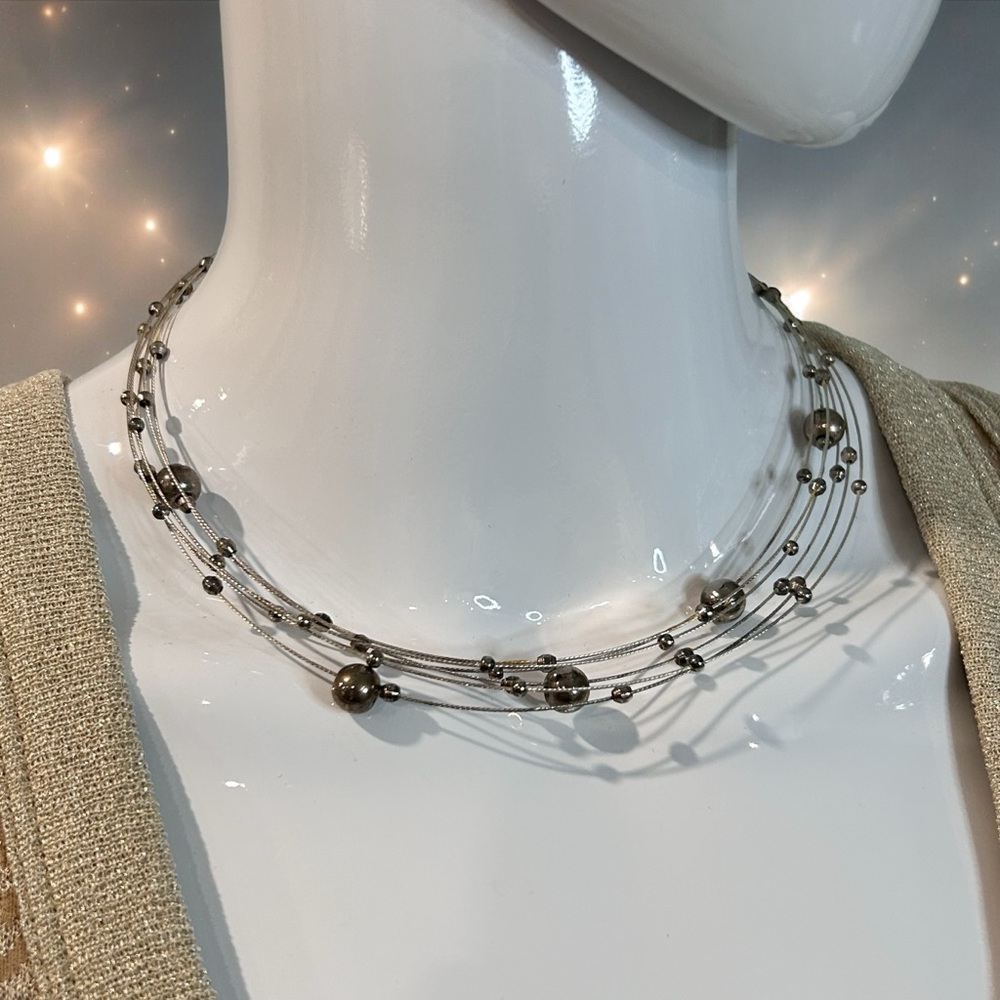 “Orbit” Mixed Metal Floating Ball Choker